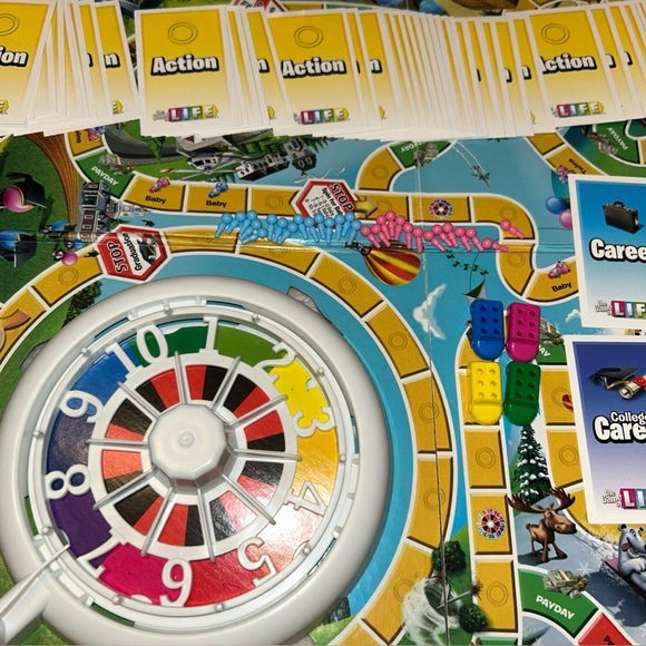 The Game of Life Board Game Hasbro 2013 Instant Set Up/Easy Play *Complete* - Picture 5 of 12